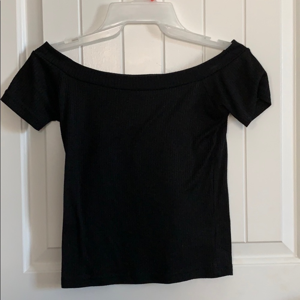 Miss guided off the shoulder black shirt